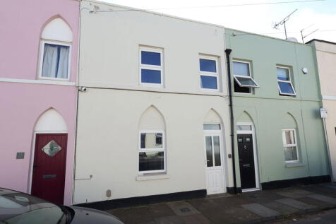 Queens Retreat, Cheltenham GL51 3 bed terraced house for sale