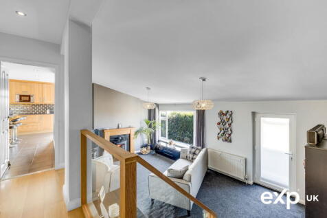 Kirton Park, Newark NG22 3 bed detached bungalow for sale