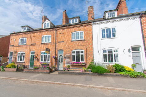 Main Street, Leicester LE8 3 bed terraced house for sale