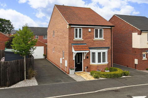 Clover Road, Shepshed LE12 3 bed detached house for sale