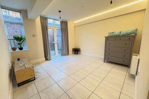 Wheatsheaf Way, Leicester LE2 1 bed apartment for sale