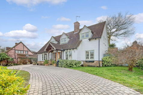 Shelsley Drive, Basildon SS16 4 bed detached house for sale