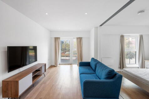 Beaufort Square, London NW9 1 bed flat for sale