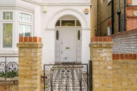 Home Park Road, London SW19 2 bed flat for sale