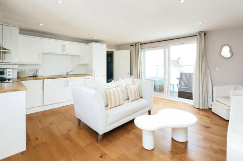 WATERSIDE, DARTFORD DA1 1 bed flat for sale