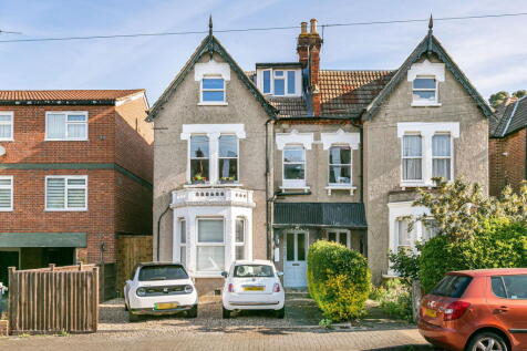 Hopton Road, London SW16 2 bed flat for sale