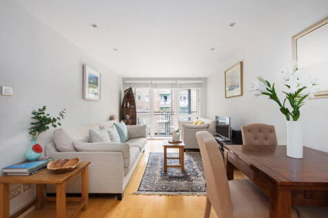 Vauxhall Bridge Road, London SW1V 2 bed apartment for sale