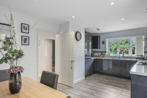 Maxwell Road, Stevenage SG1 3 bed detached house for sale