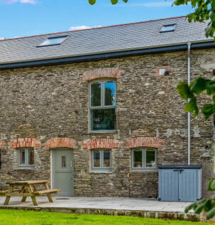 4 bedroom barn conversion for sale