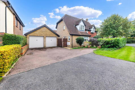 Owl Way, Huntingdon PE29 4 bed detached house for sale