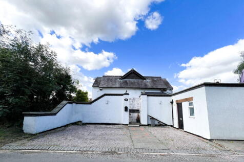 London Road, Wellingborough NN29 3 bed detached bungalow for sale