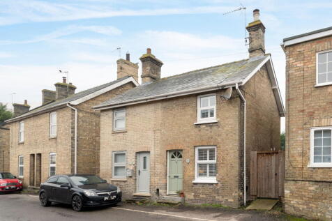 2 bedroom semi-detached house for sale