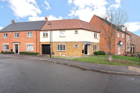 The Furrow, Ely CB6 4 bed end of terrace house for sale