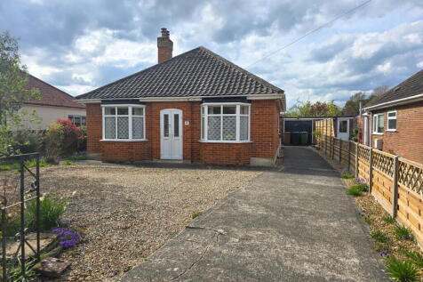 Hargham Road, Attleborough NR17 2 bed detached bungalow for sale