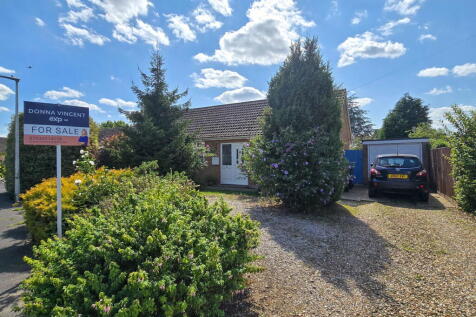 Arlington Gardens, Attleborough NR17 3 bed detached bungalow for sale