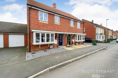Violet Avenue, Peterborough PE7 3 bed semi