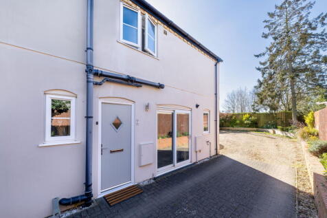 Park Mews, Needingworth PE27 3 bed end of terrace house for sale
