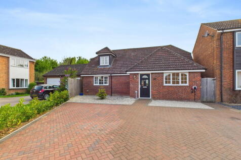 Lowry Way, Stowmarket IP14 4 bed detached house for sale