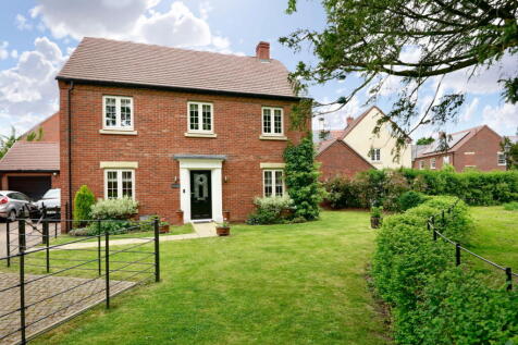 Lancaster Road, Brampton PE28 4 bed detached house for sale