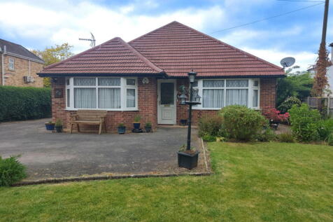 Church Road, Wisbech PE14 2 bed detached bungalow for sale