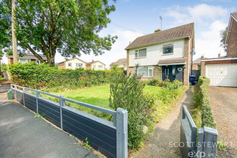 Saxon Road, Peterborough PE7 3 bed detached house for sale