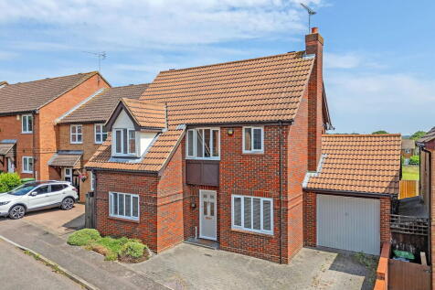 Froden Brook, Billericay CM11 3 bed detached house for sale
