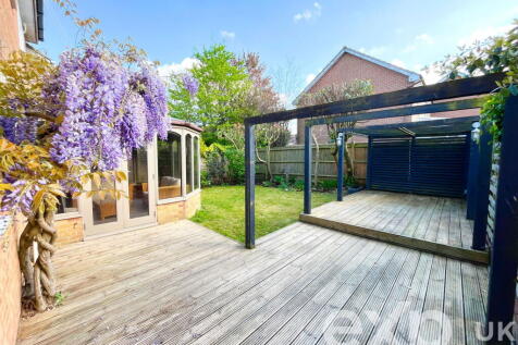 Hazelwood Drive, Maidstone ME16 4 bed detached house for sale