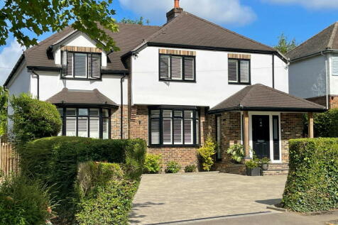 5 bedroom detached house for sale