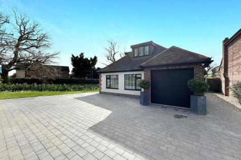 Chignal Road, Chelmsford CM1 3 bed detached house for sale