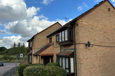 Stratford Way, Hemel Hempstead HP3 1 bed ground floor flat for sale