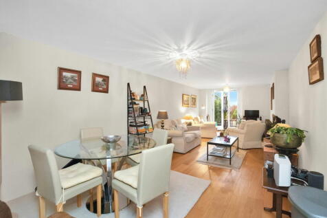 Kings Drive, Midhurst GU29 2 bed apartment for sale