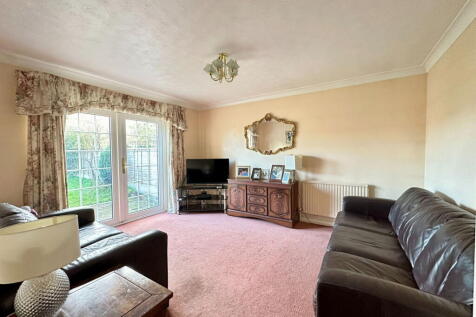 Wemmick Close, Rochester ME1 3 bed detached house for sale