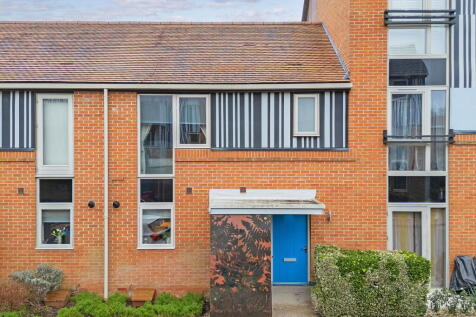 Tatton Street, Harlow CM17 3 bed terraced house for sale