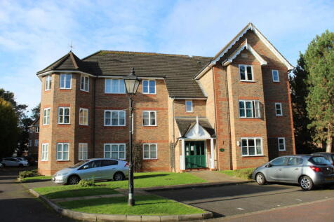 The Beeches, Watford WD18 1 bed ground floor flat for sale