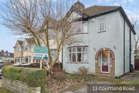 4 bedroom semi-detached house for sale