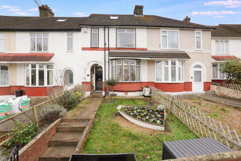 Eastcourt Lane, Gillingham ME8 5 bed terraced house for sale