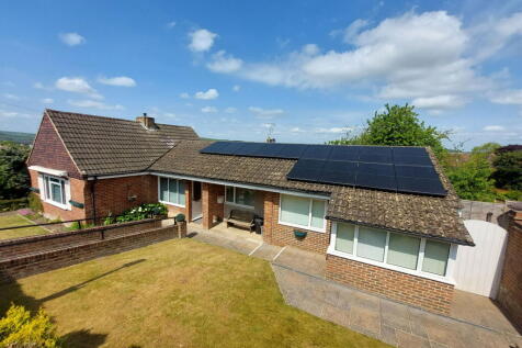 Goddings Drive, Rochester ME1 3 bed detached bungalow for sale