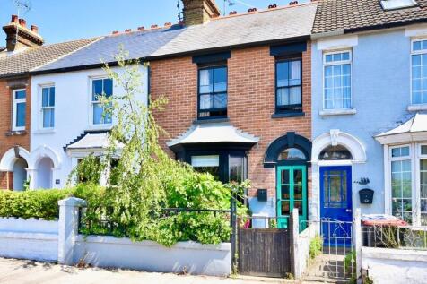 Cromwell Road, Whitstable CT5 3 bed terraced house for sale