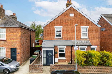 Mount Pleasant, Tonbridge TN12 2 bed semi