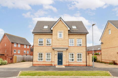 4 bedroom detached house for sale
