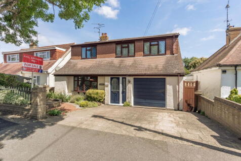 3 bedroom chalet for sale