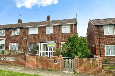 Wingham Close, Gillingham ME8 3 bed semi