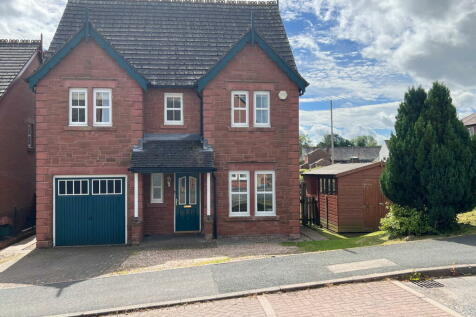 5 bedroom detached house for sale