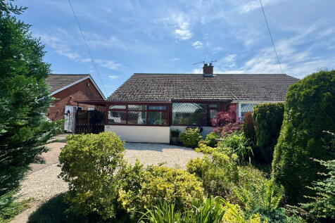 2 bedroom semi-detached bungalow for sale