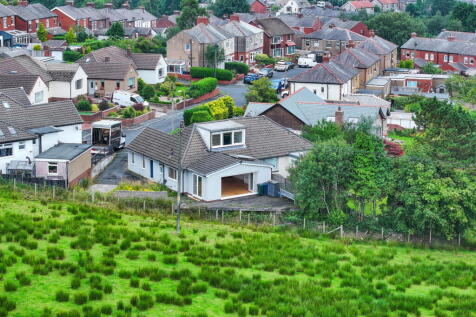 3 bedroom semi-detached bungalow for sale