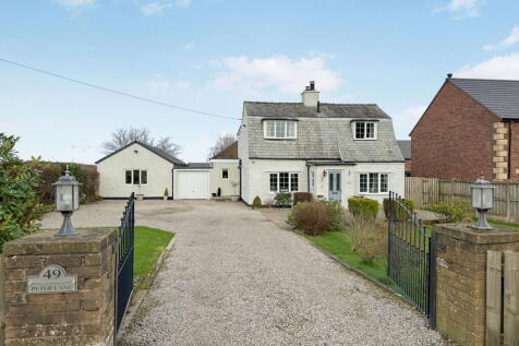 Peter Lane, Carlisle CA2 5 bed detached house for sale