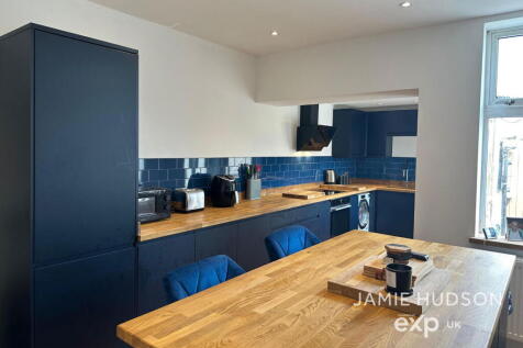 St. Annes Street, Burnley BB12 2 bed terraced house for sale