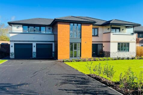 Hazel Lane, Great Wyrley WS6 5 bed detached house for sale