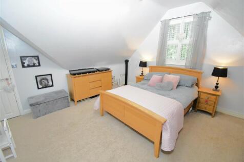 Stourbridge Road, Stourbridge DY9 2 bed apartment for sale