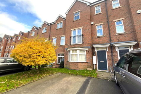 Morland Place, Birmingham B31 4 bed townhouse for sale
